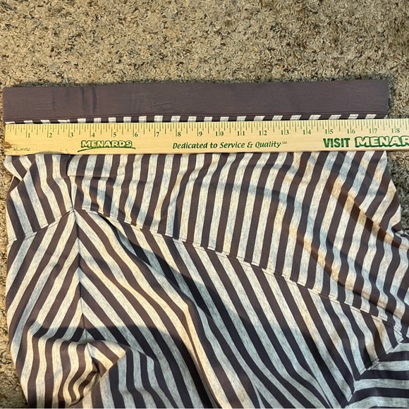 Calvin Klein Performance Gray/Yellow Striped Maxi Skirt Size Large NWT - Picture 11 of 12